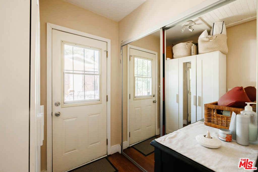 5009 Stratford Road Property Photo 10