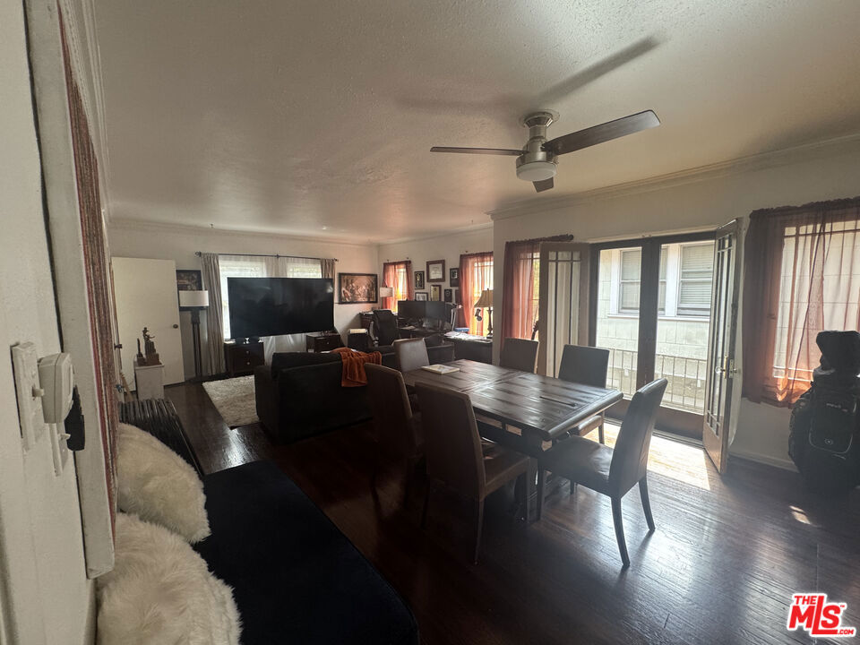 301 S Norton Avenue Property Photo 6