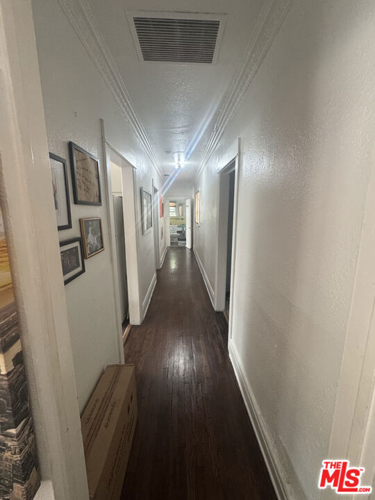 301 S Norton Avenue Property Photo 11