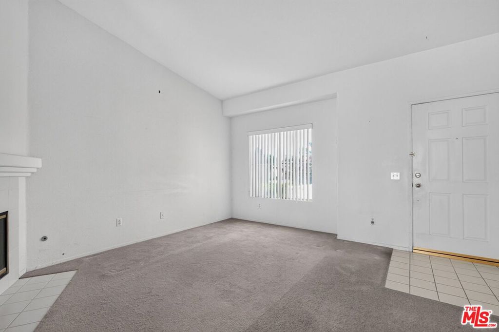 1657 Clyde Street Property Photo 5