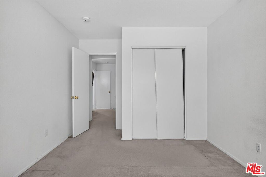 1657 Clyde Street Property Photo 15