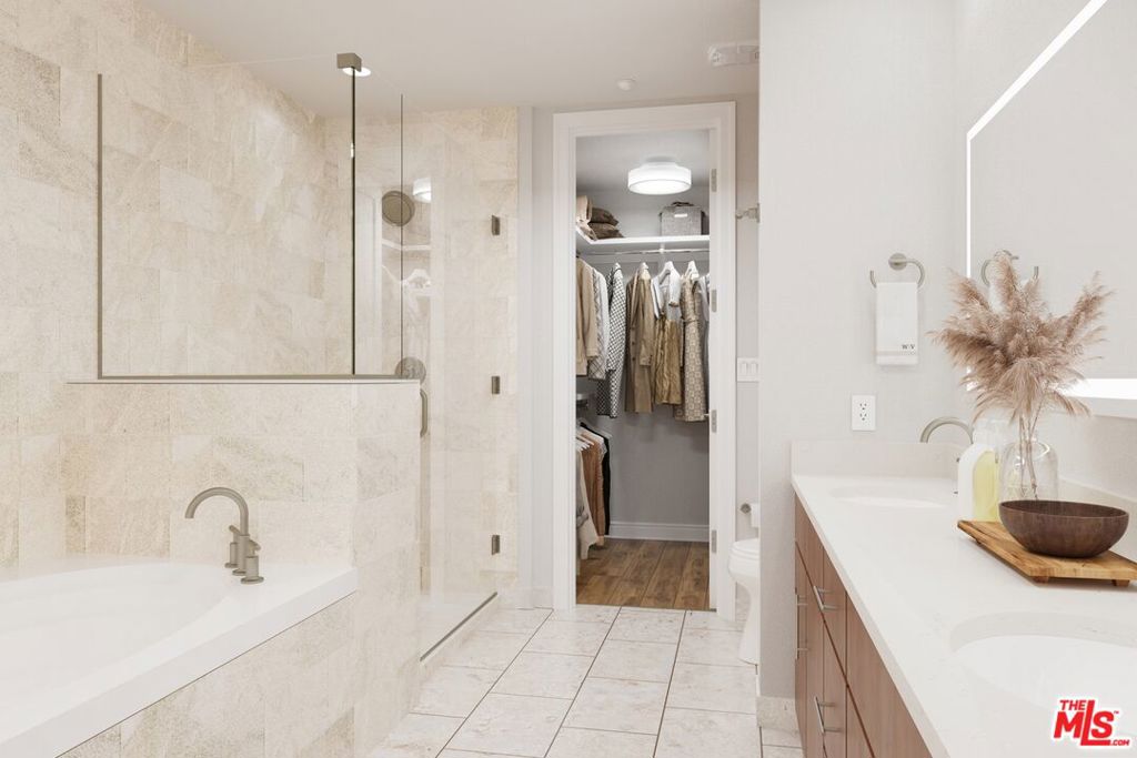 10700 Wilshire Boulevard 406 Property Photo 7