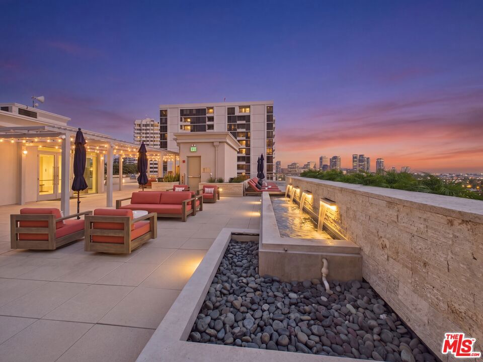 10700 Wilshire Boulevard 406 Property Photo 28