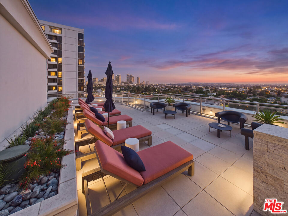 10700 Wilshire Boulevard 406 Property Photo 29