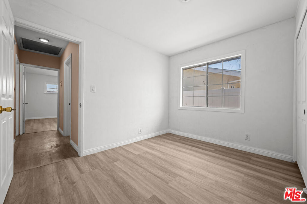 5355 N Delta Street Property Photo 23