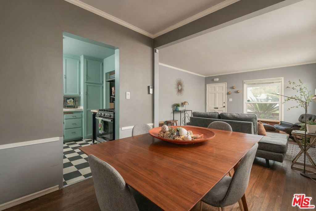 1833 Armacost Avenue Property Photo 8