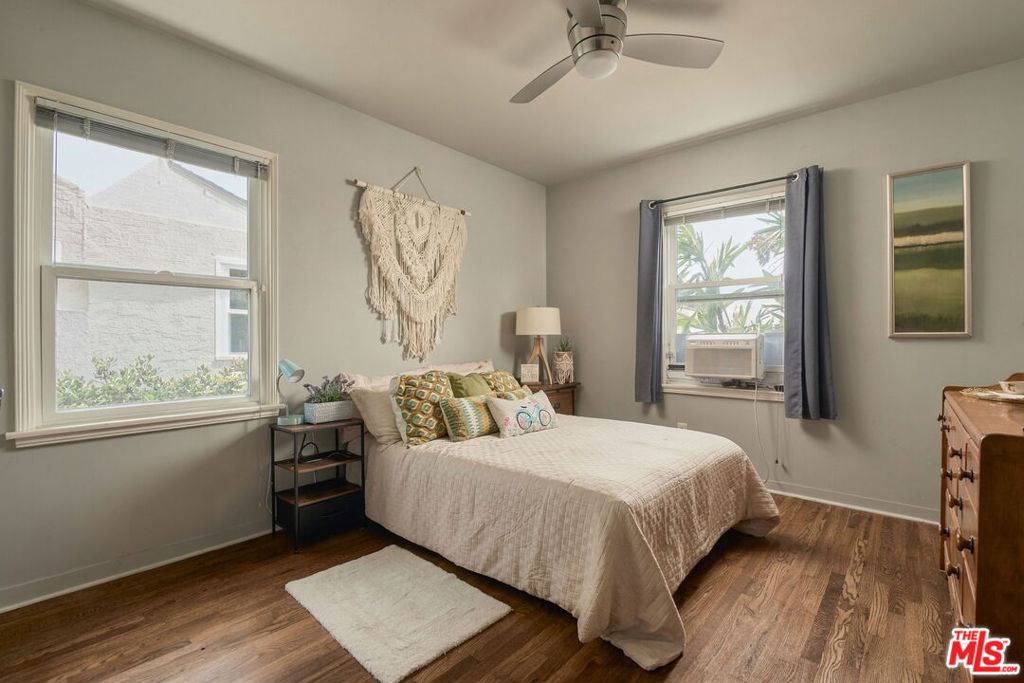 1833 Armacost Avenue Property Photo 19