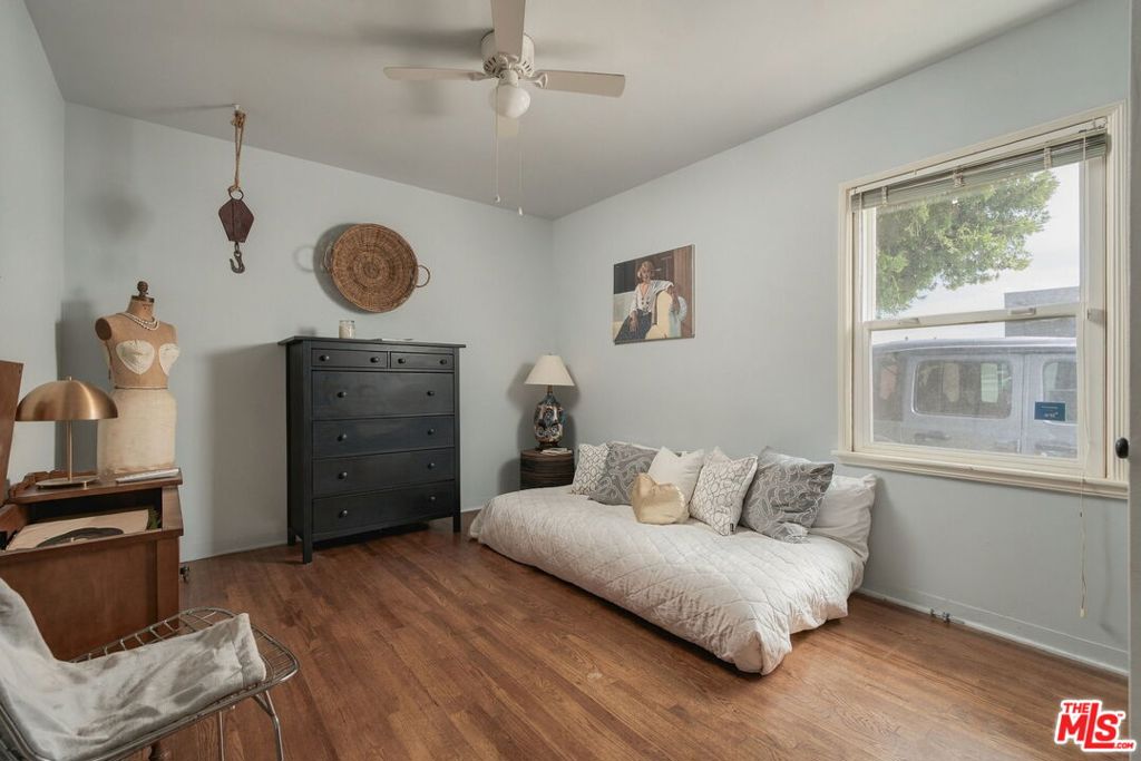 1833 Armacost Avenue Property Photo 22