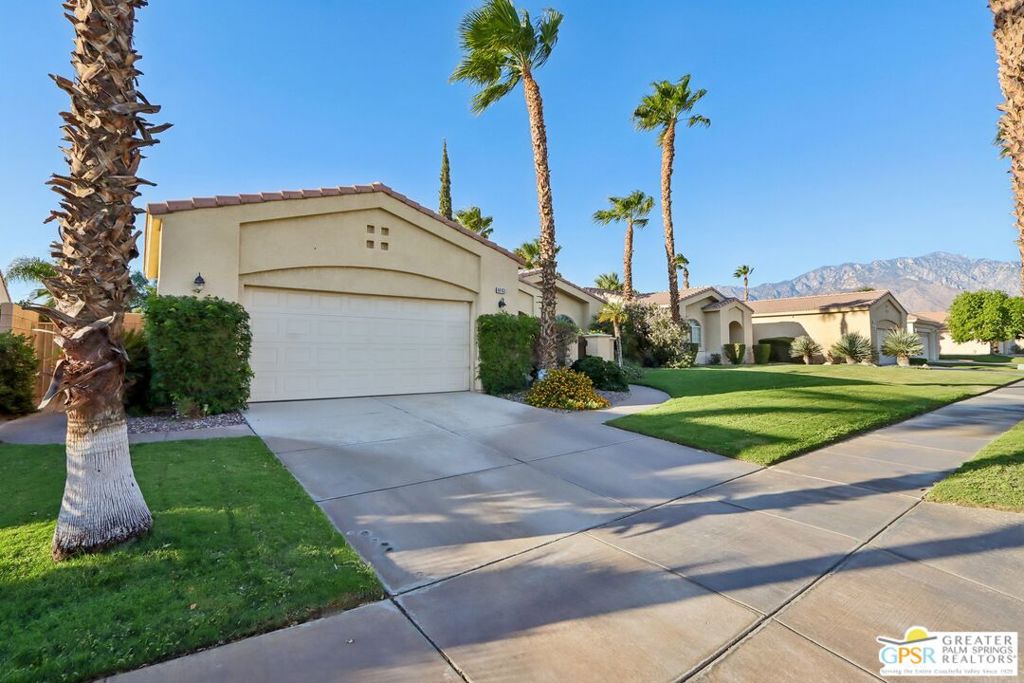 68433 Riviera Road Property Photo 7