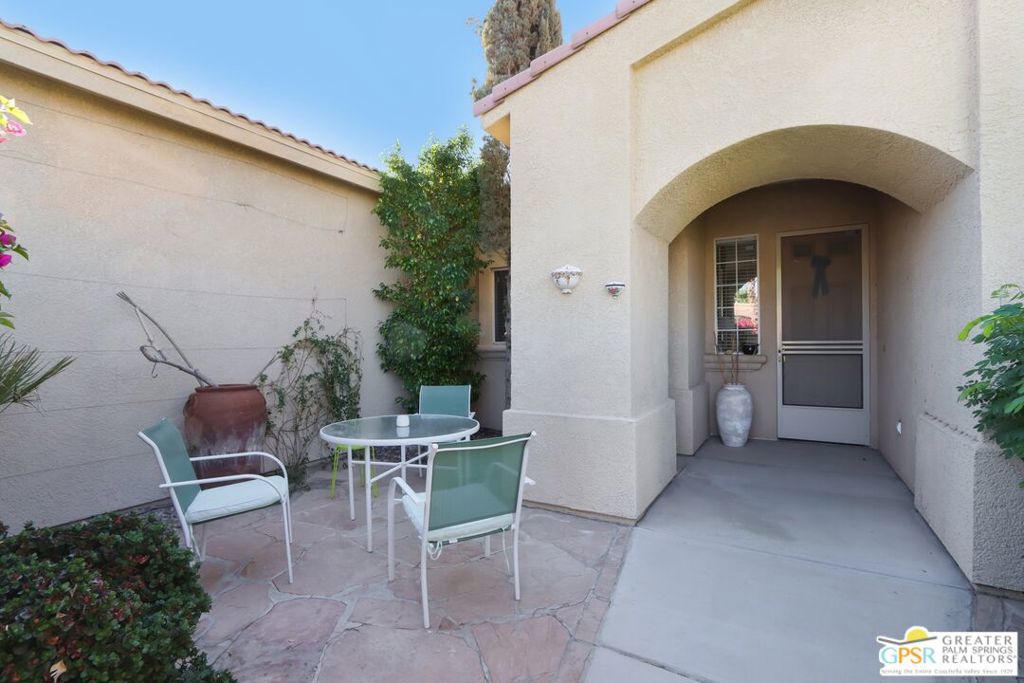 68433 Riviera Road Property Photo 9
