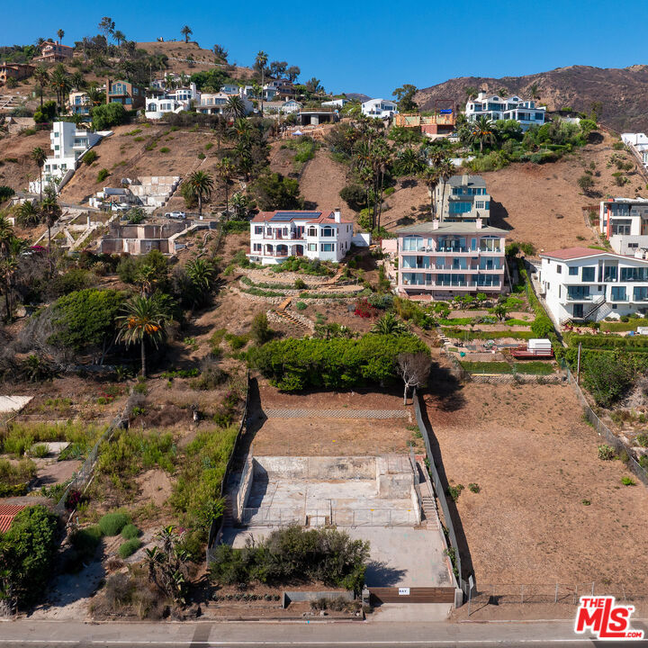 21415 Pacific Coast Highway Property Photo 5
