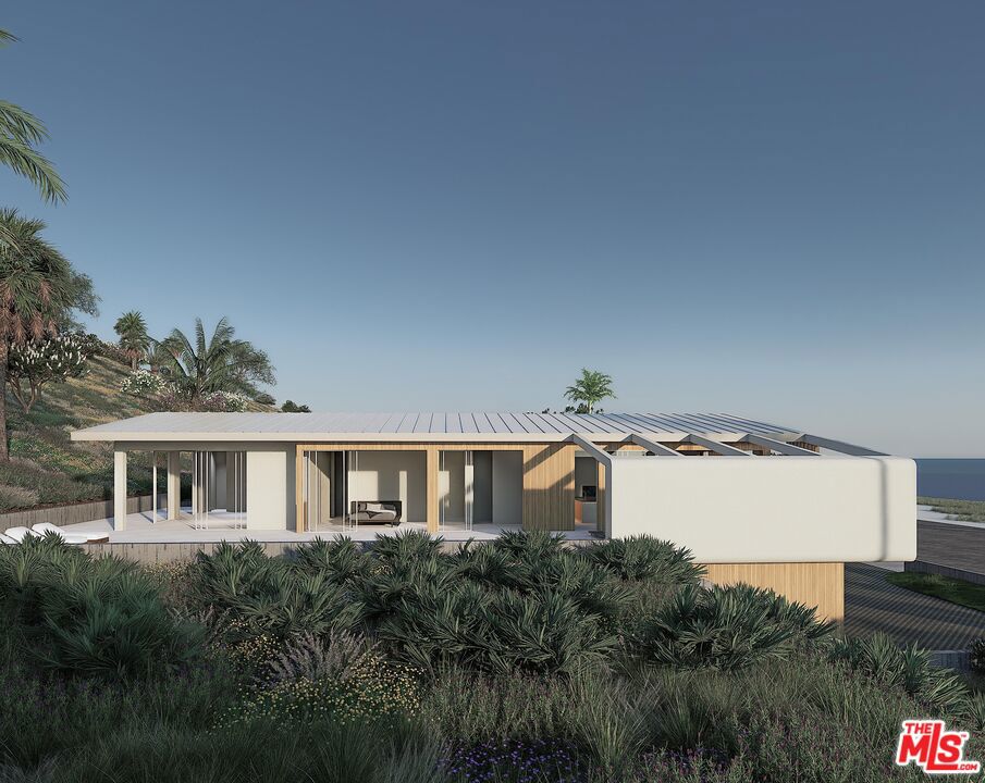 21415 Pacific Coast Highway Property Photo 10