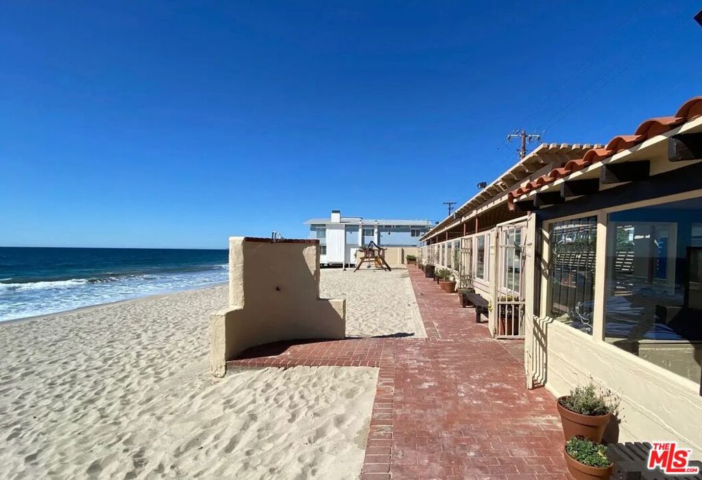 21415 Pacific Coast Highway Property Photo 17