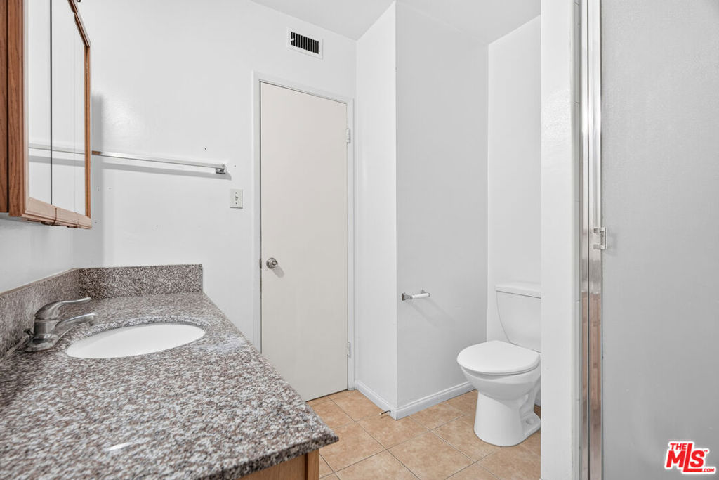 1320 W Farlington Street Property Photo 21