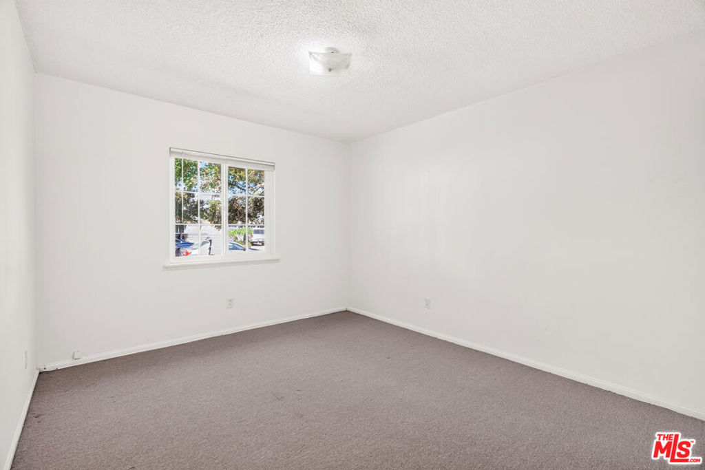 1320 W Farlington Street Property Photo 27