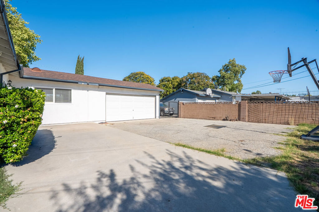 1320 W Farlington Street Property Photo 37
