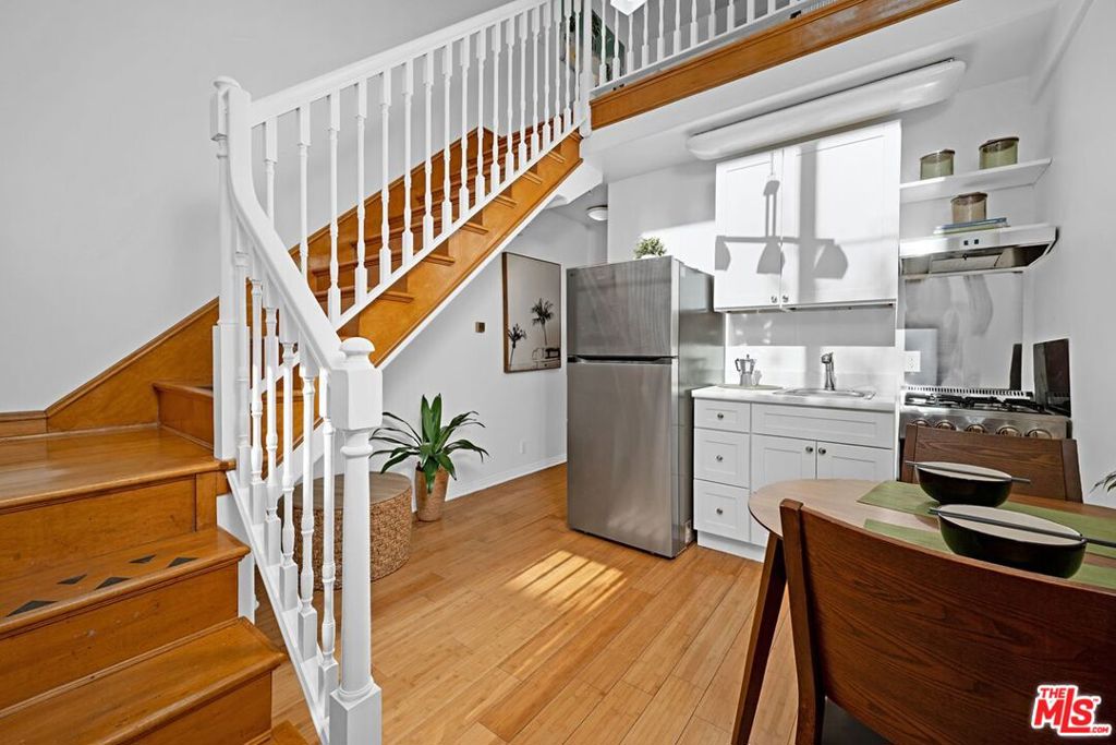 121 Strand Street 13 Property Photo 8