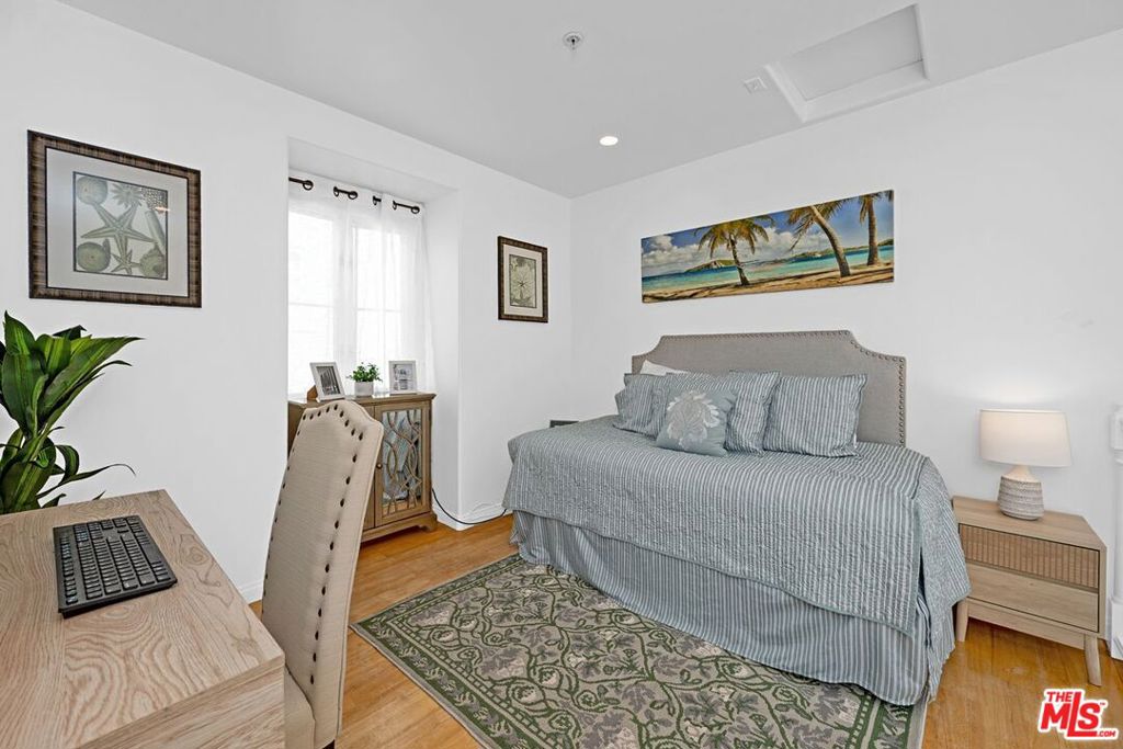 121 Strand Street 13 Property Photo 11