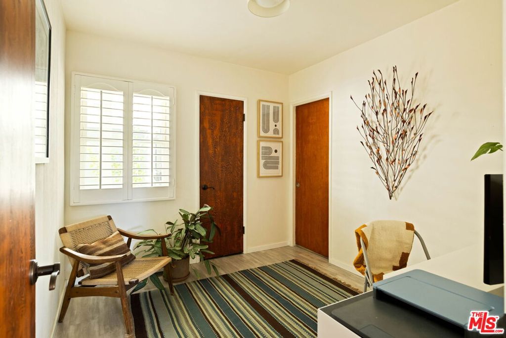 2533 Lombardy Boulevard Property Photo 14