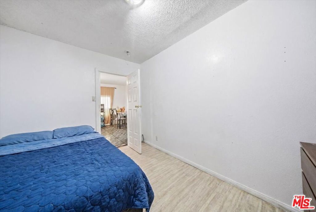 4451 Crocker Street Property Photo 9