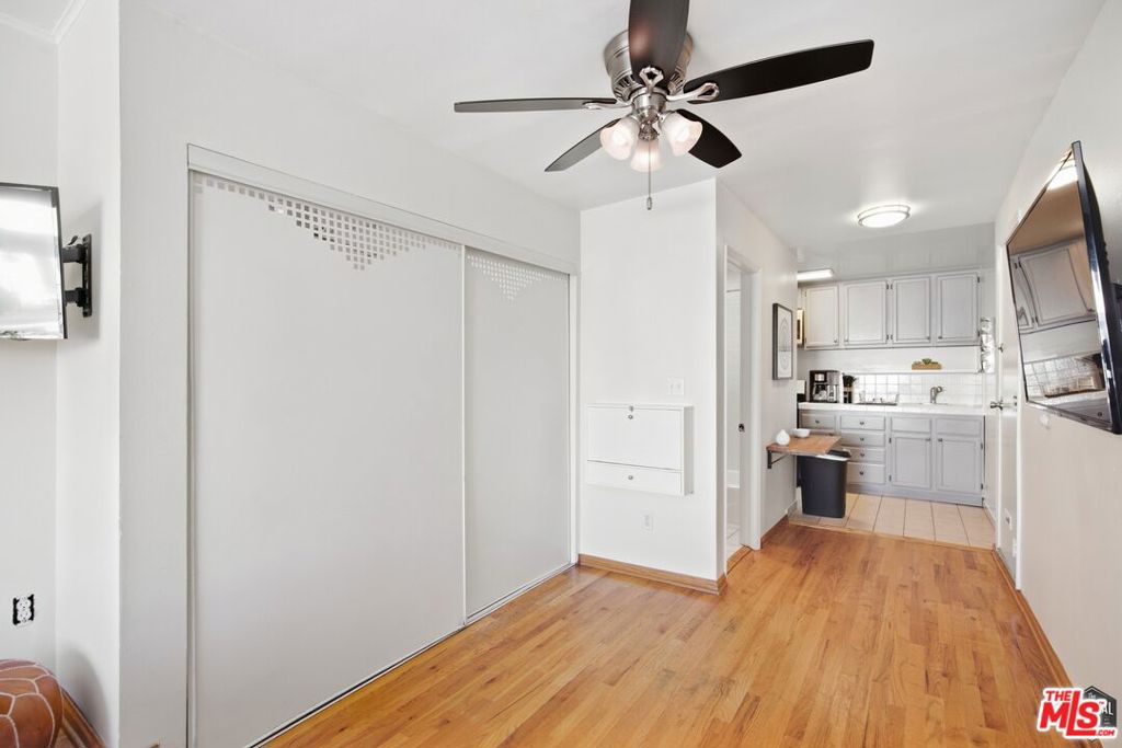 16 Clubhouse Avenue 8 Property Photo 6