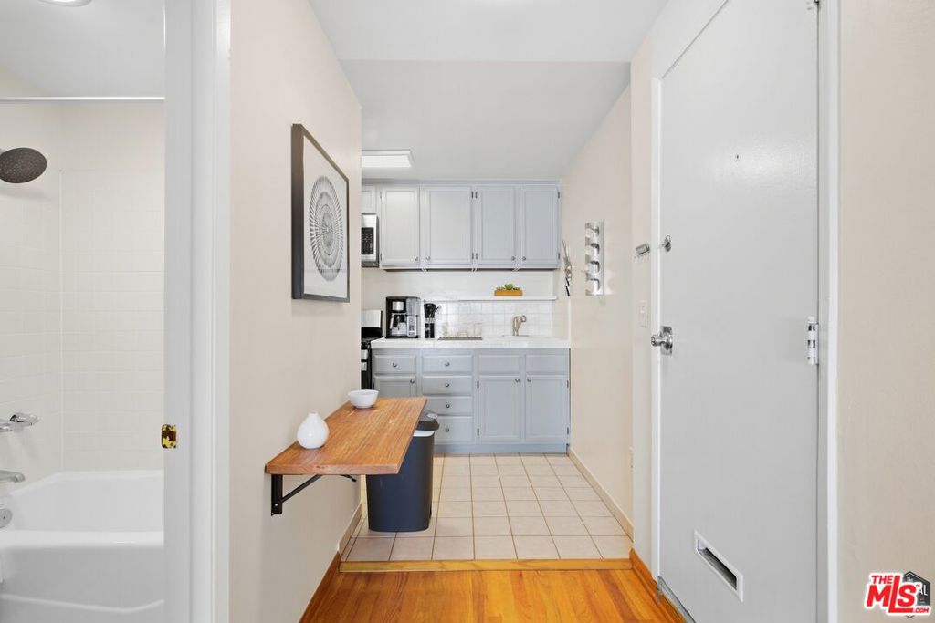 16 Clubhouse Avenue 8 Property Photo 8