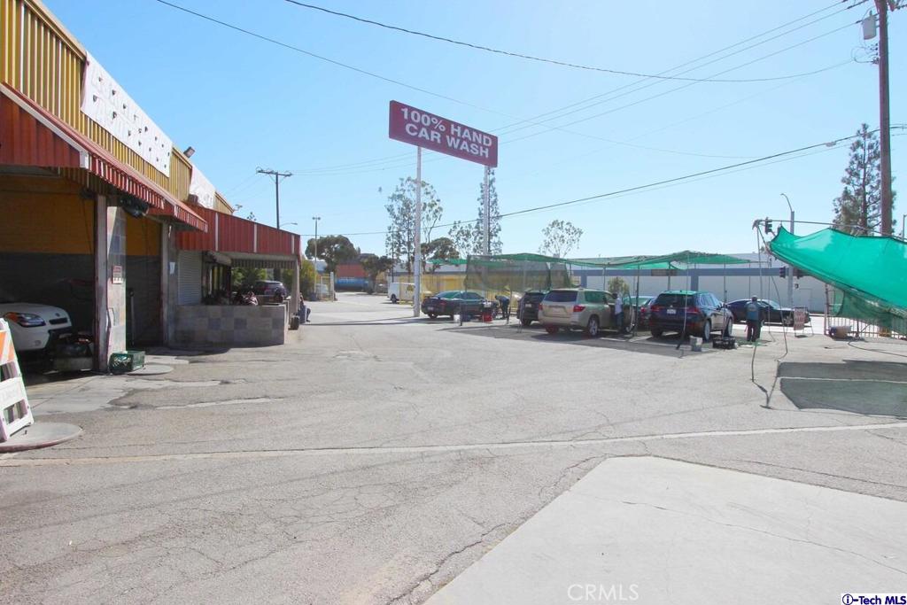 405 E Rosecrans Avenue Property Photo 20