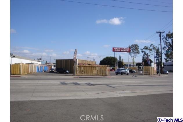 405 E Rosecrans Avenue Property Photo 22