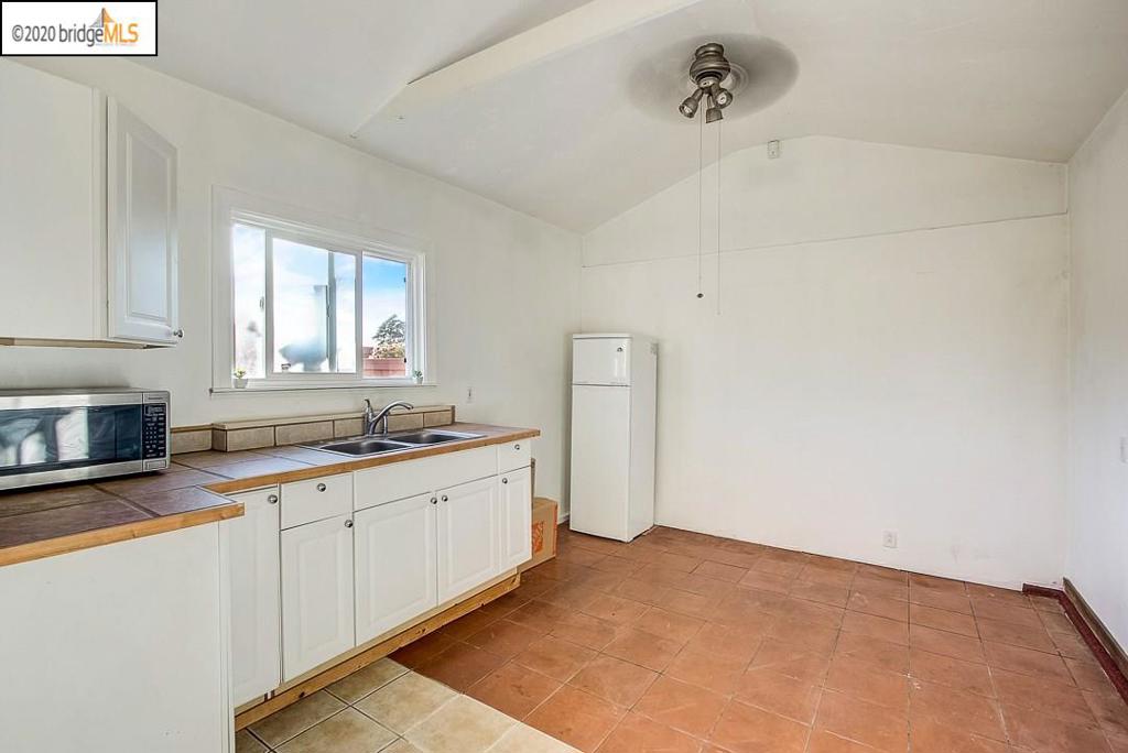 1529 Laurel Ave Property Photo 22