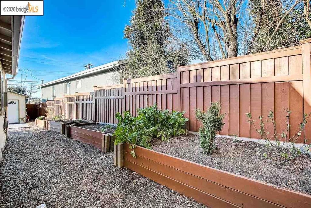 1529 Laurel Ave Property Photo 31