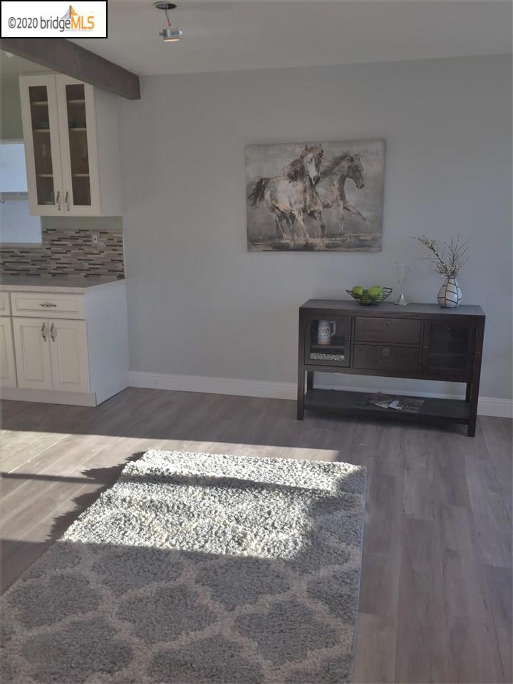 7510 7510 Rudsdale Street Property Photo 6