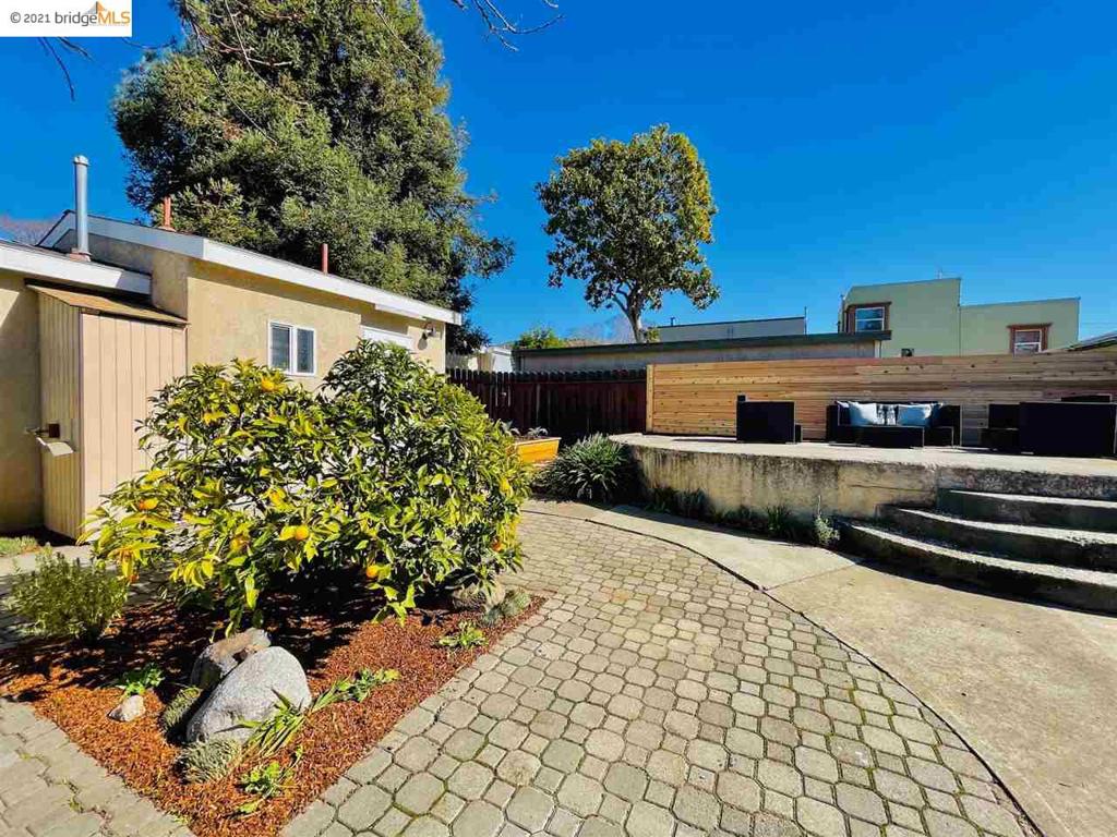 450 Lewis Ave Property Photo 33