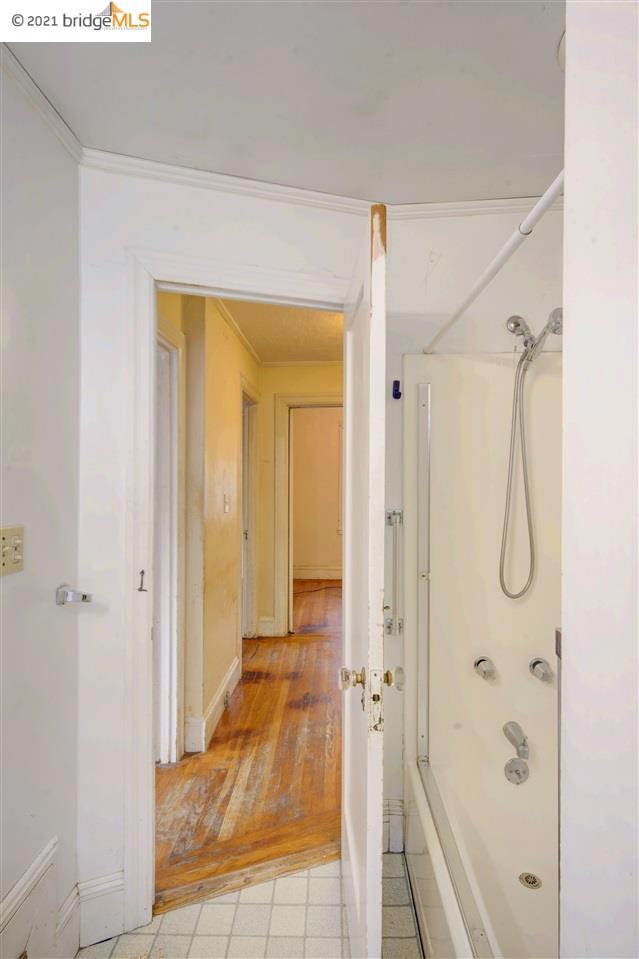 877 Alma Pl Property Photo 20