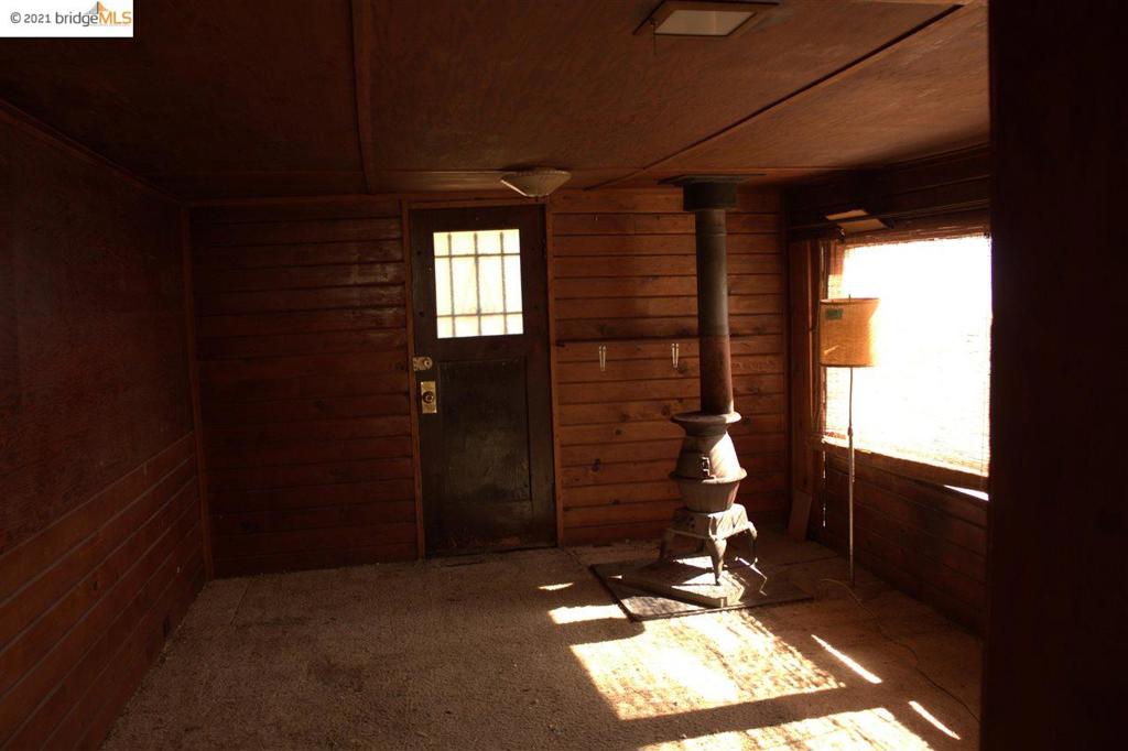 3286 Wisconsin St Property Photo 8