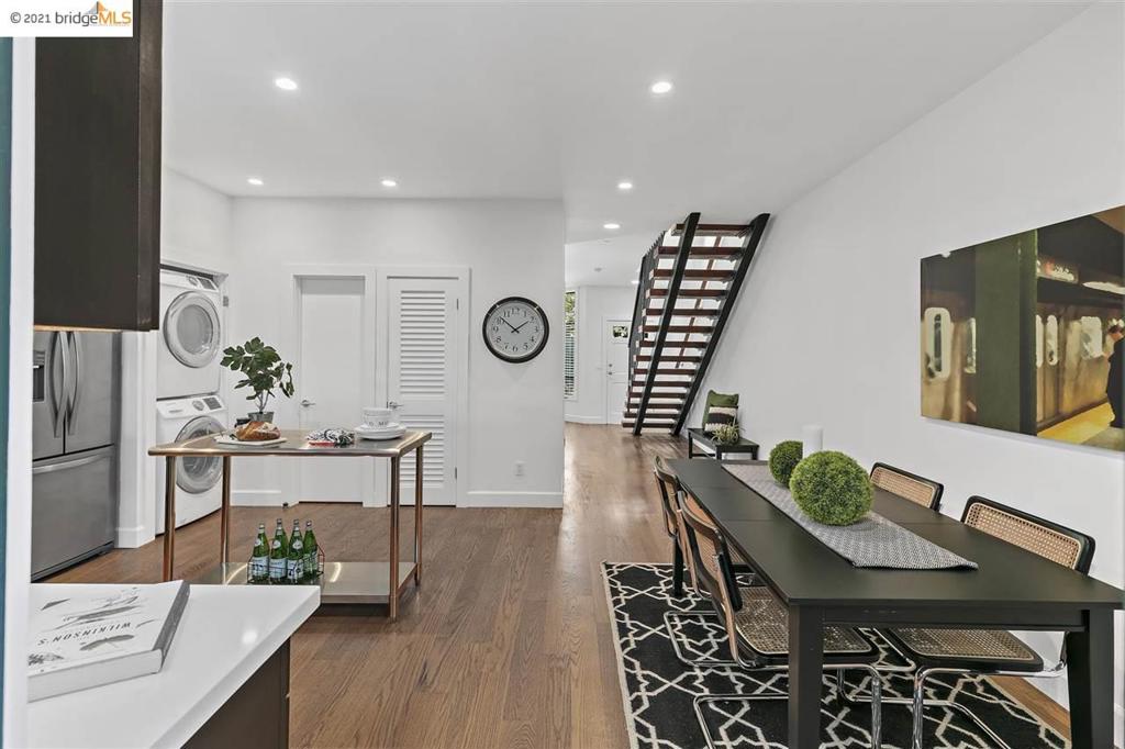 2014 Hearst Ave C Property Photo 12