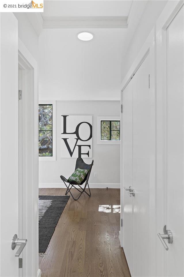 2014 Hearst Ave C Property Photo 22