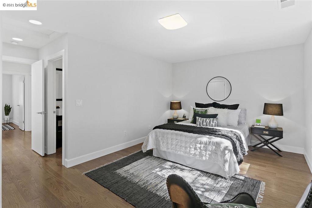 2014 Hearst Ave C Property Photo 24
