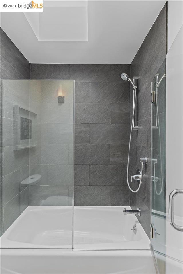 2014 Hearst Ave C Property Photo 28