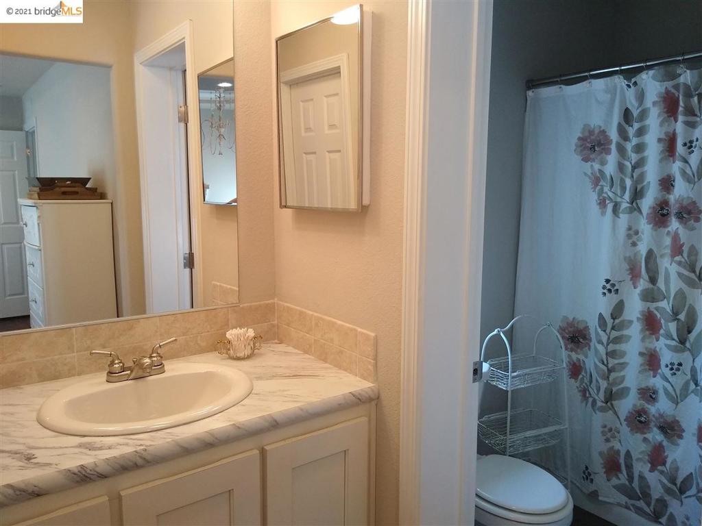 42 Adobe Drive Property Photo 11
