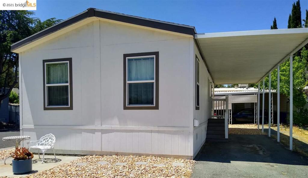 42 Adobe Drive Property Photo 15