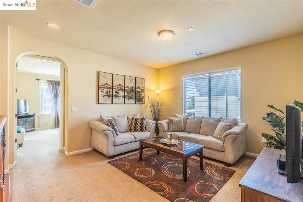 5600 Monaghan Way Property Photo 15