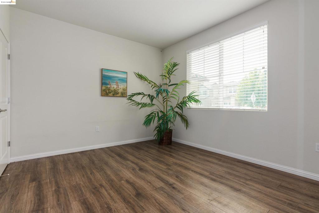 979 Princess Way Property Photo 11