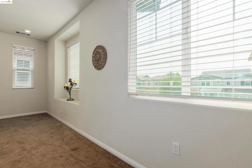 979 Princess Way Property Photo 18