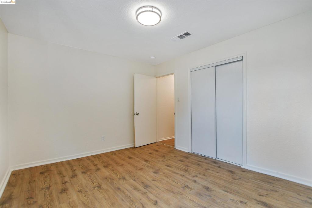 81 Woodview Rd Property Photo 15