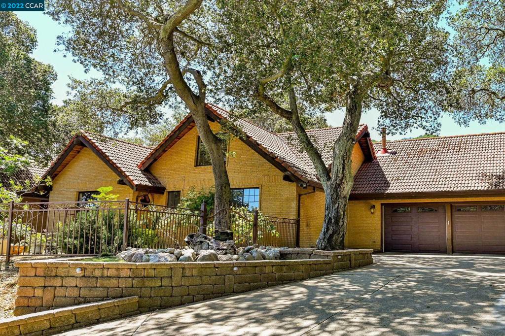 5433 Alhambra Valley Rd Property Photo 2