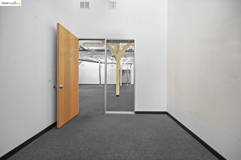 1830 Embarcadero, Suite 106 Property Photo 9
