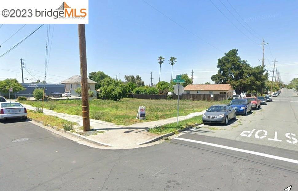 809 H ST Property Photo 1