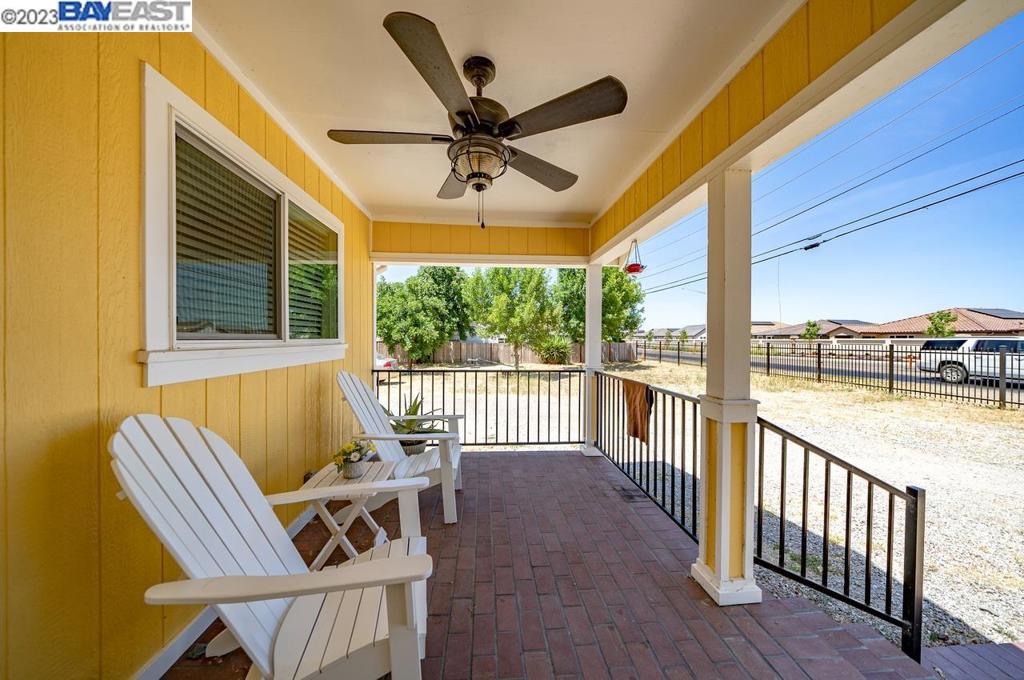 6381 Sellers Ave Property Photo 16