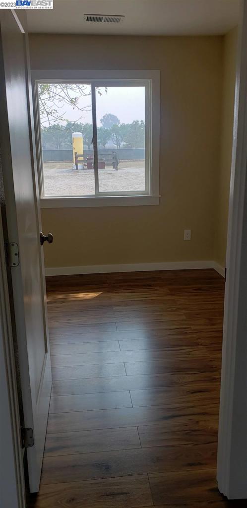 6381 Sellers Ave Property Photo 22