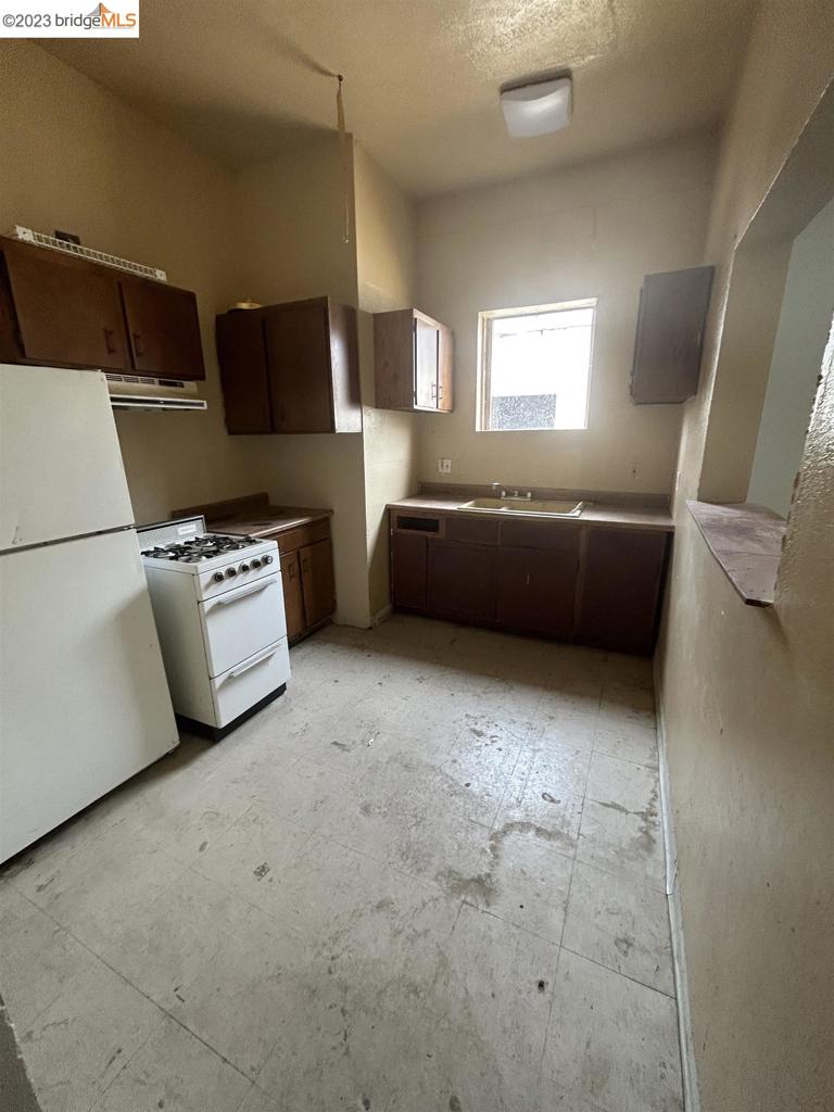 105 Nevin Ave Property Photo 4
